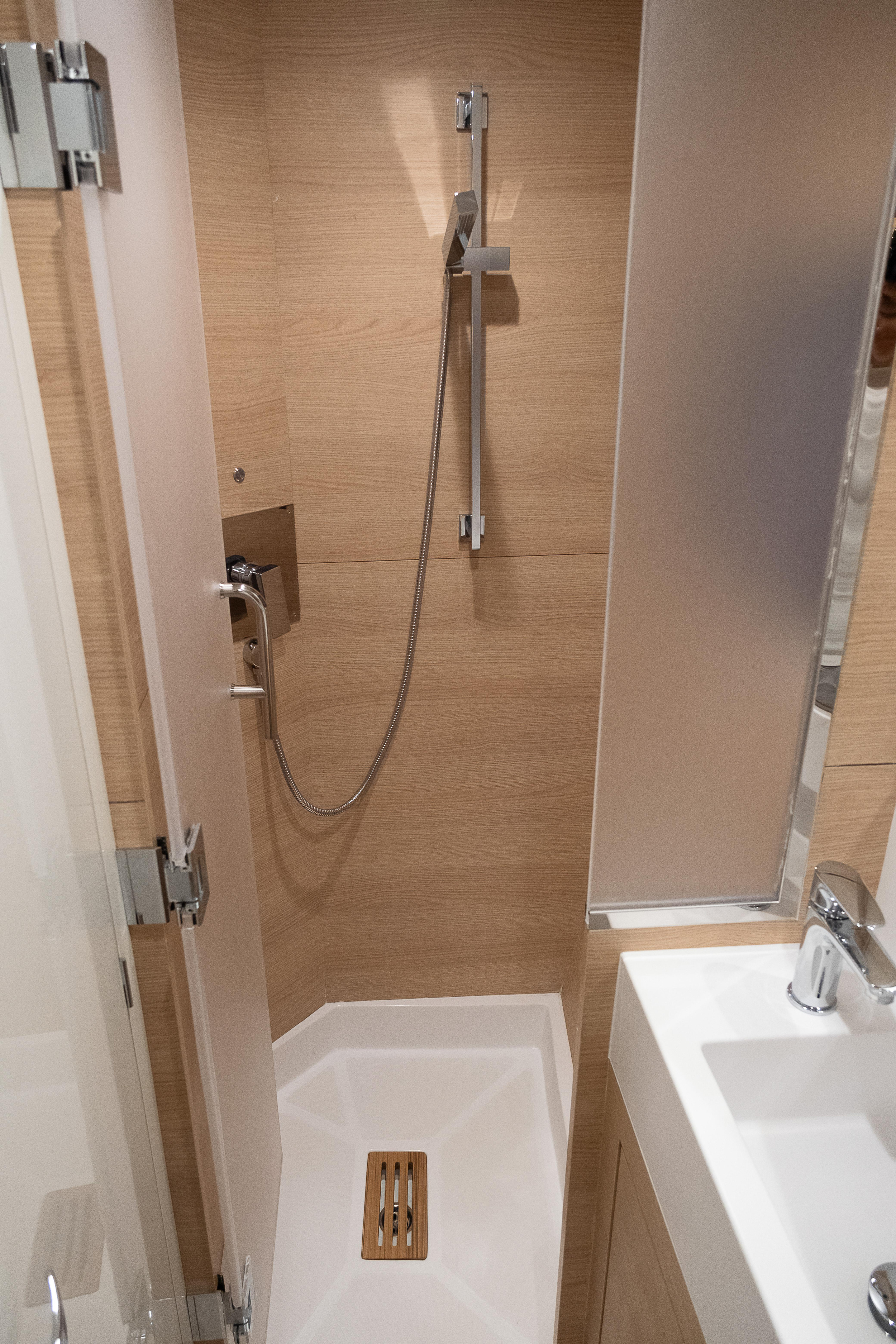 Aventura 45 — photo 29