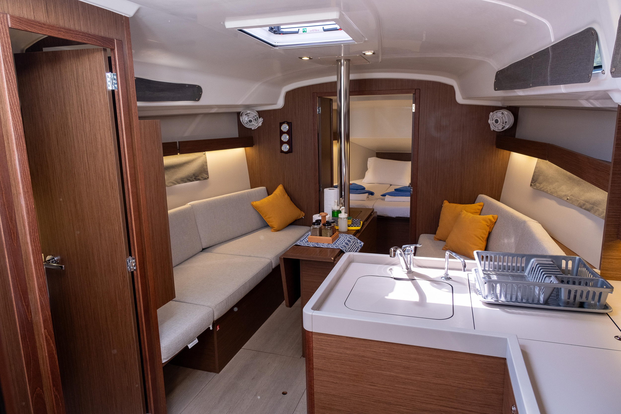 Oceanis 34.1 — photo 8