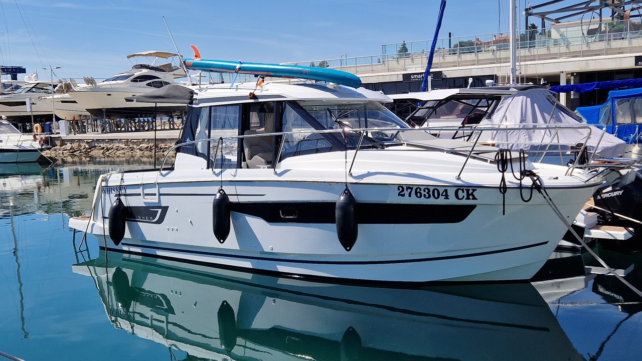 Merry Fisher 895 - 2 cab. — photo 5