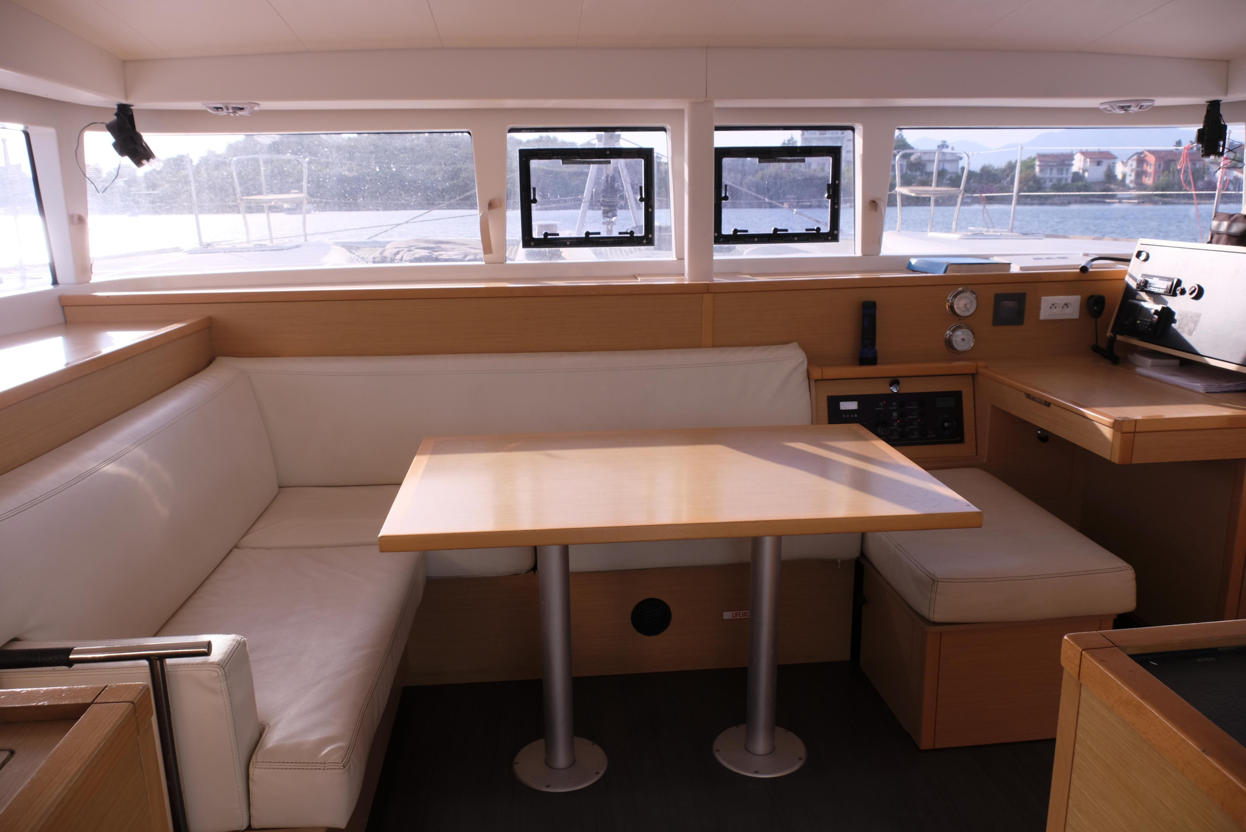 Lagoon 400 - 4 + 2 cab. — photo 7