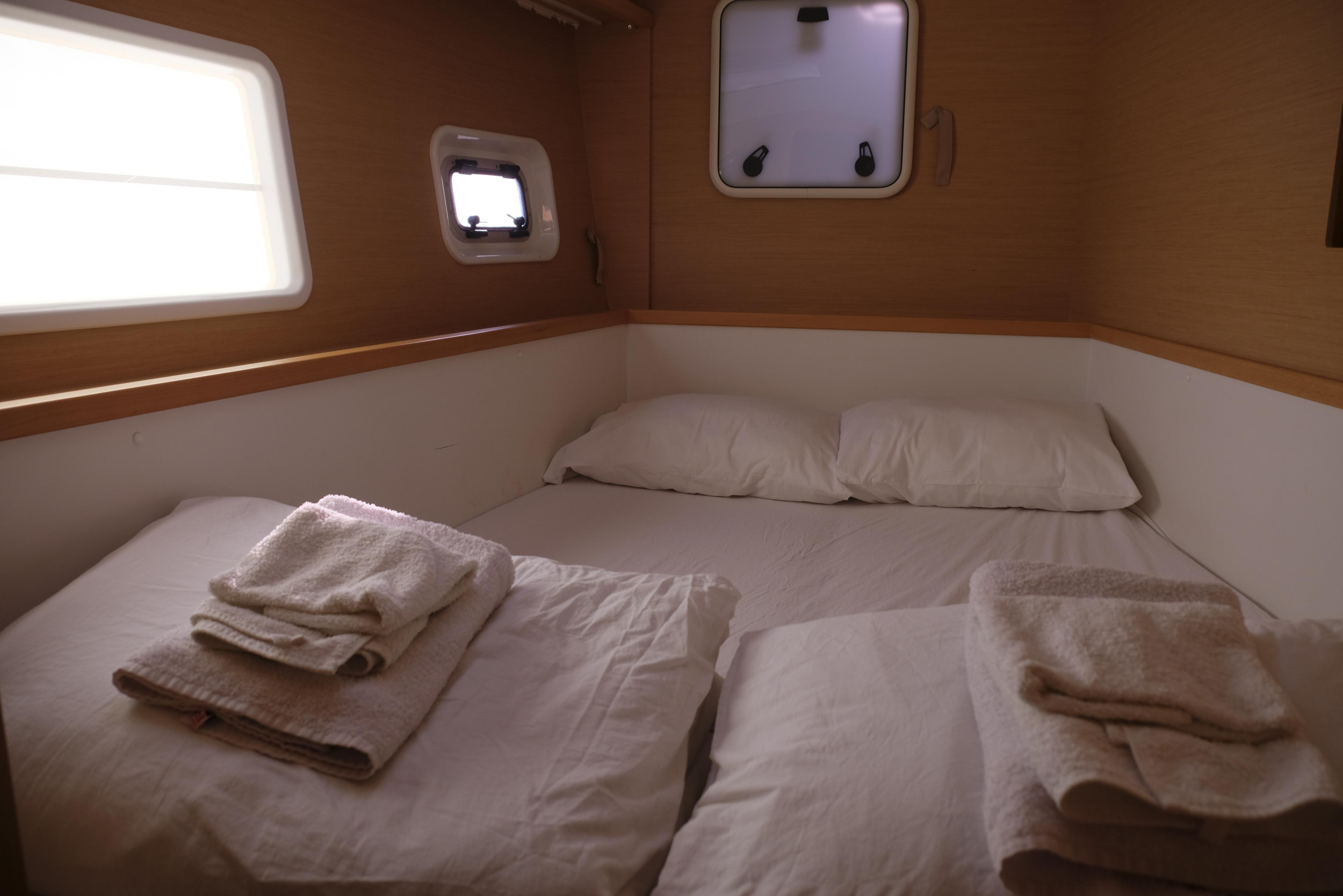 Lagoon 400 - 4 + 2 cab. — photo 9