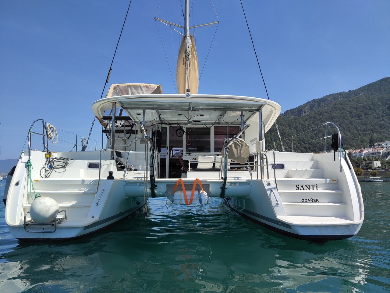 Lagoon 400 - 4 + 2 cab. — photo 1