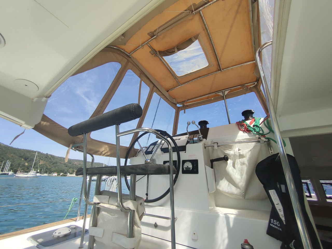 Lagoon 400 - 4 + 2 cab. — photo 23