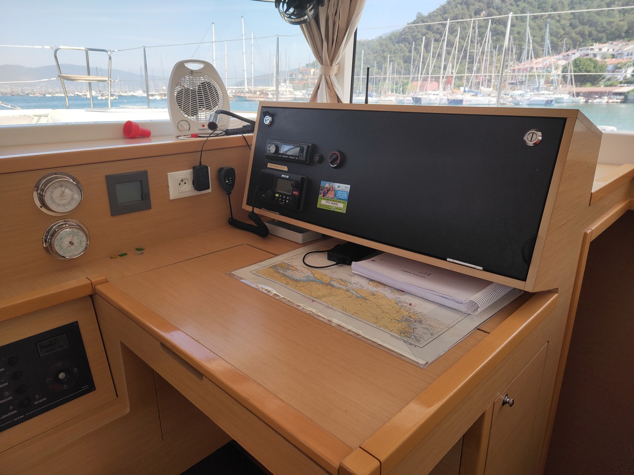 Lagoon 400 - 4 + 2 cab. — photo 30