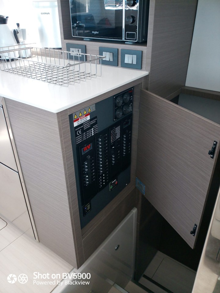 Leopard 50 - 5 + 1 cab — photo 13