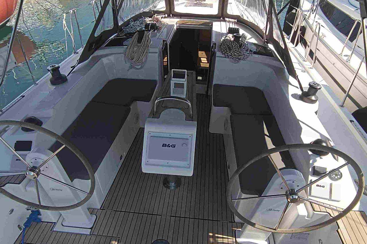 Bavaria C38 — photo 6