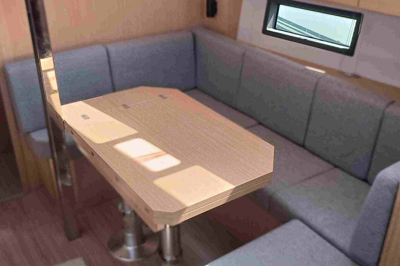 Bavaria C38 — photo 7