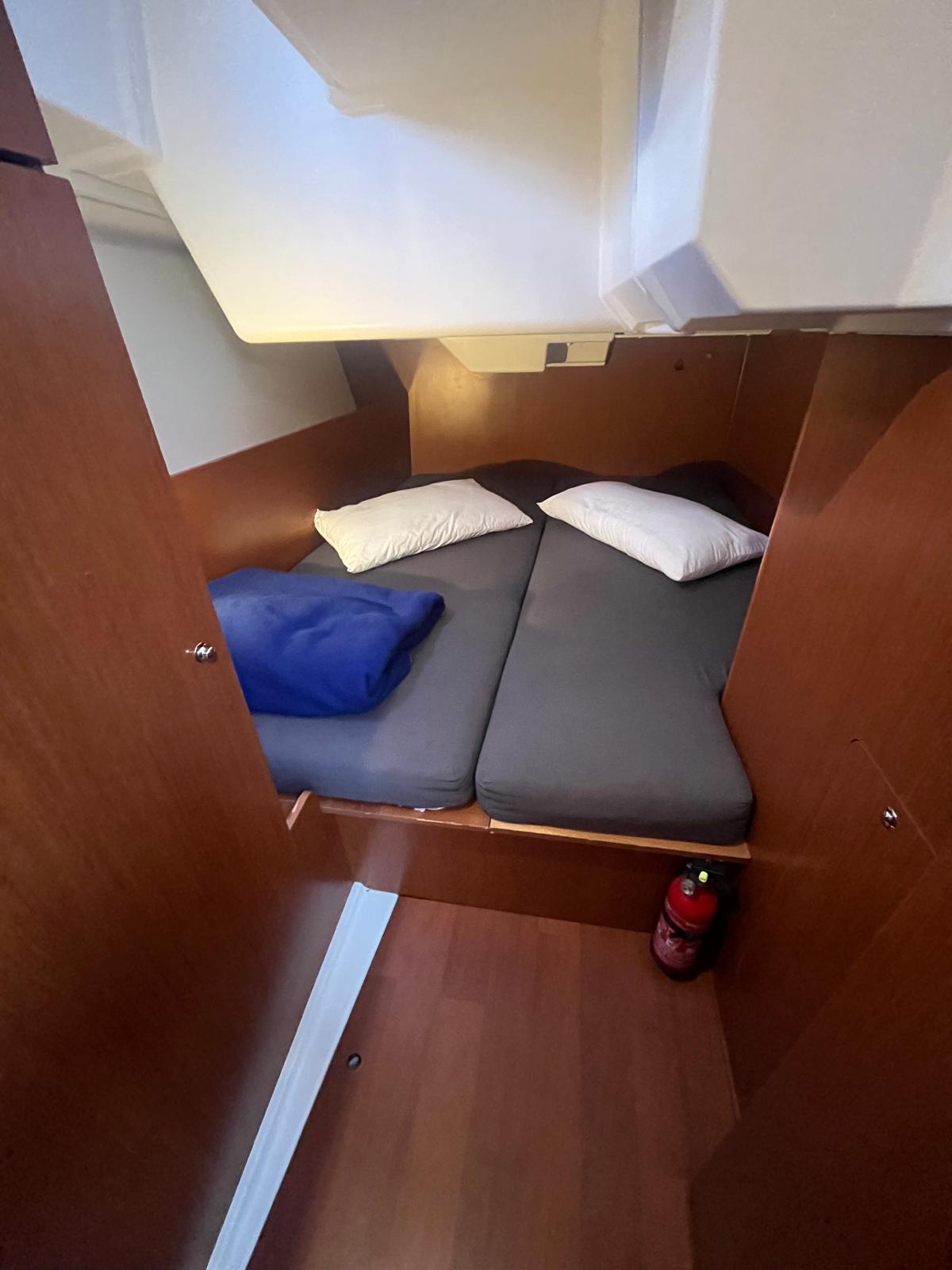 Oceanis 38.1 — photo 4