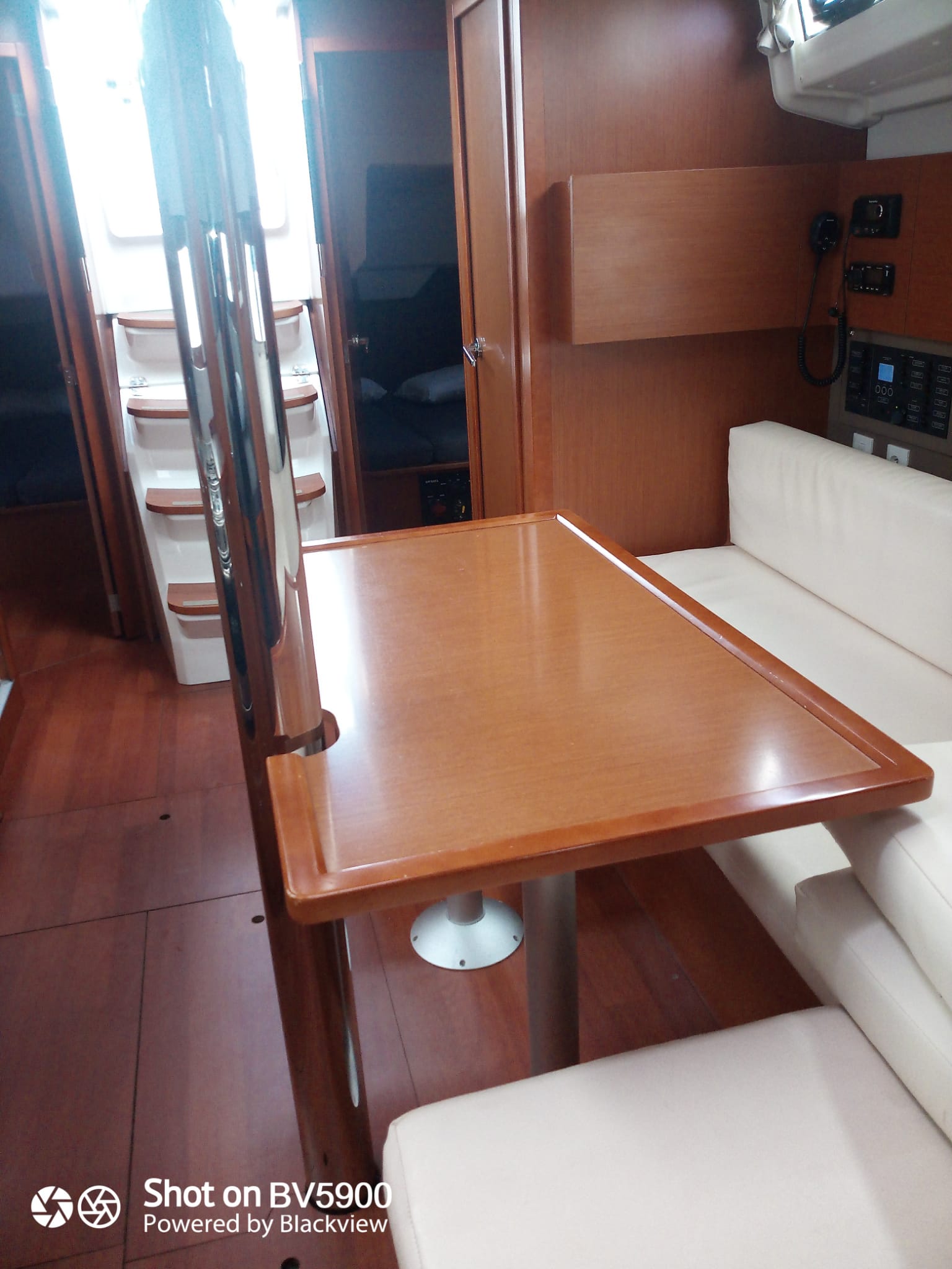 Oceanis 38.1 — photo 6