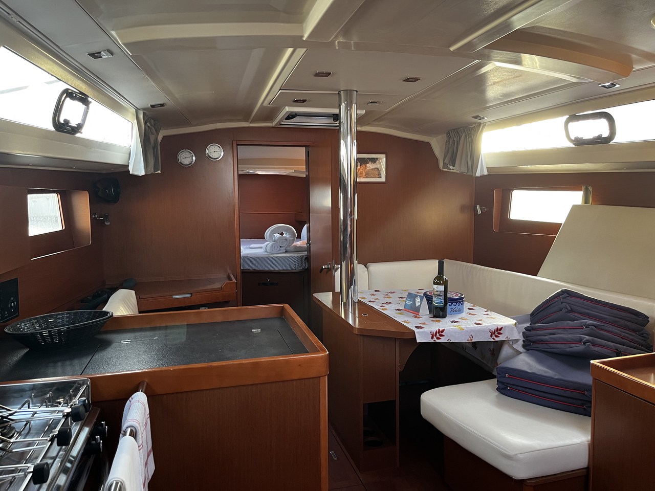Oceanis 41.1 — photo 7