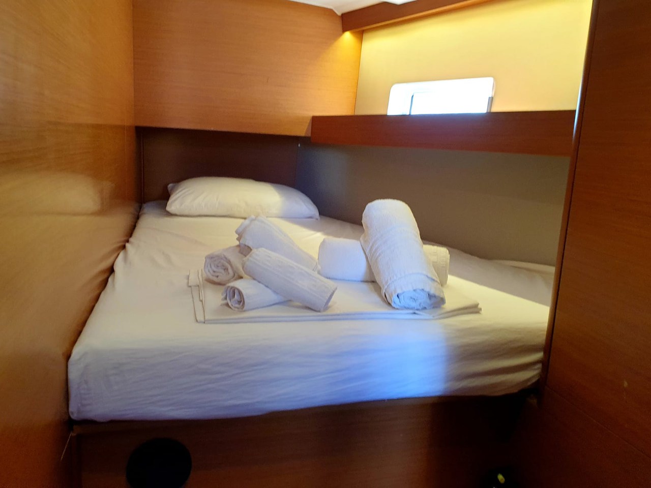 Sun Odyssey 490 - 4 + 1 cab. — photo 8