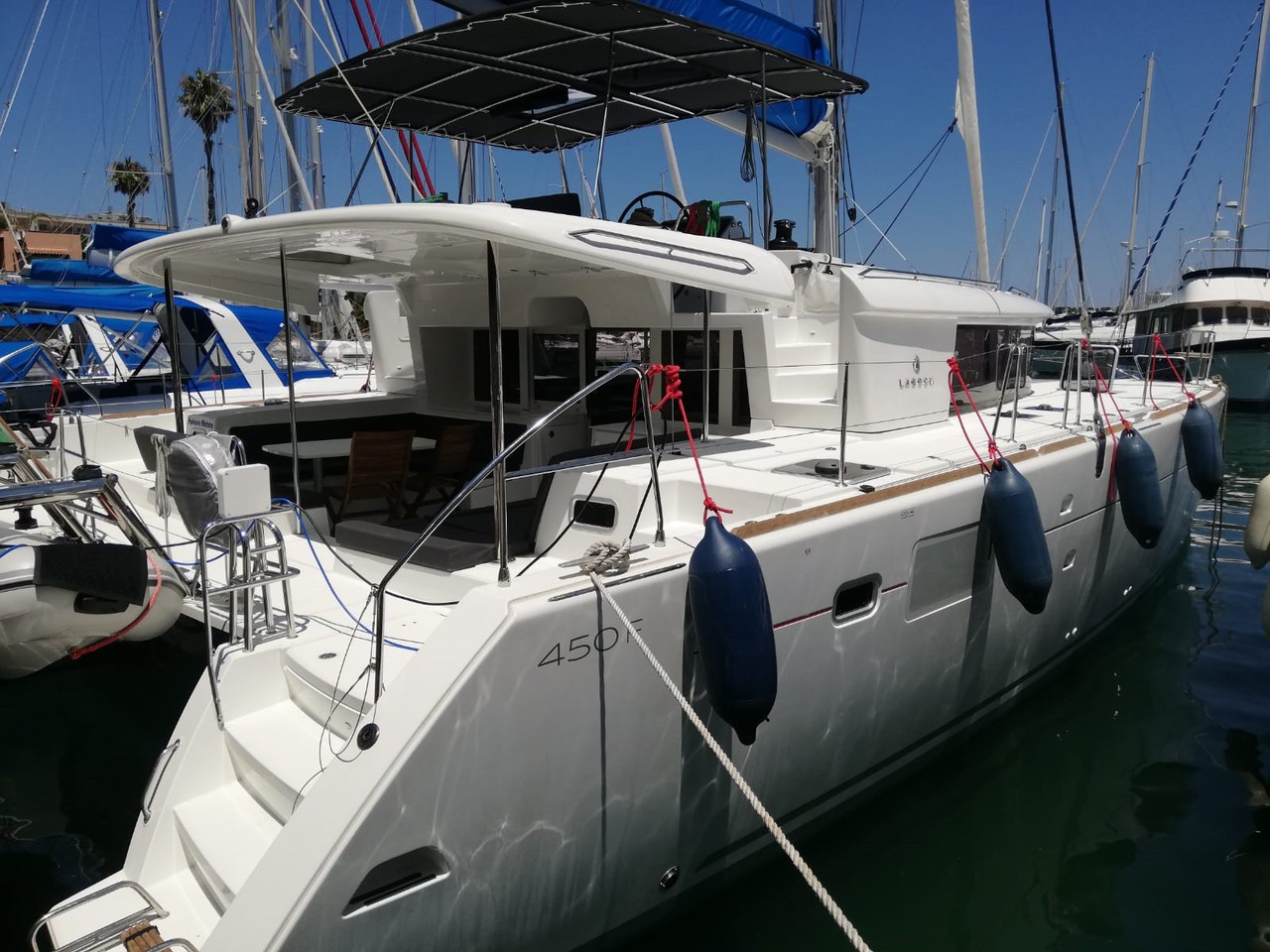 Lagoon 450 F - 4 + 1 cab. — photo 5