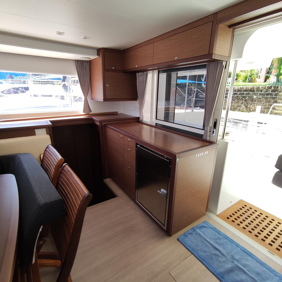 Lagoon 450 F - 4 + 1 cab. — photo 11