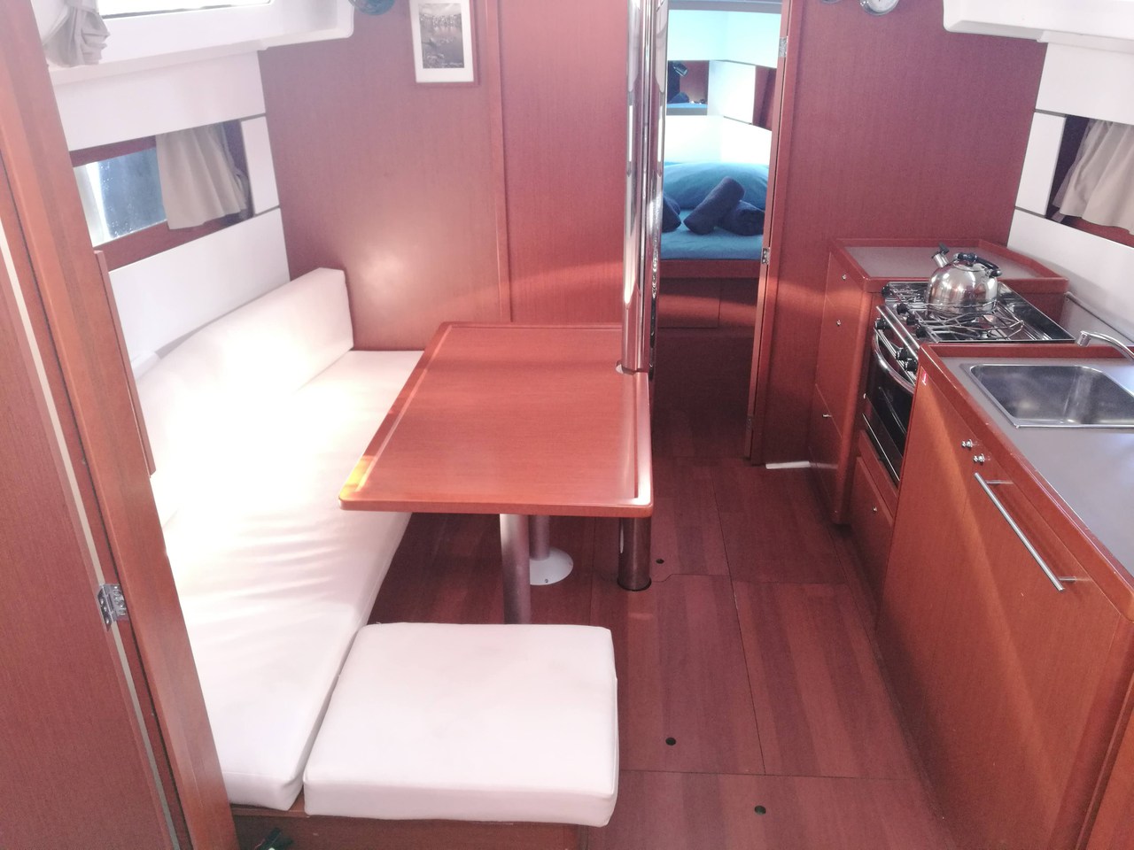 Oceanis 38.1 — photo 6