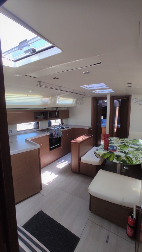 Oceanis 46.1 — photo 10