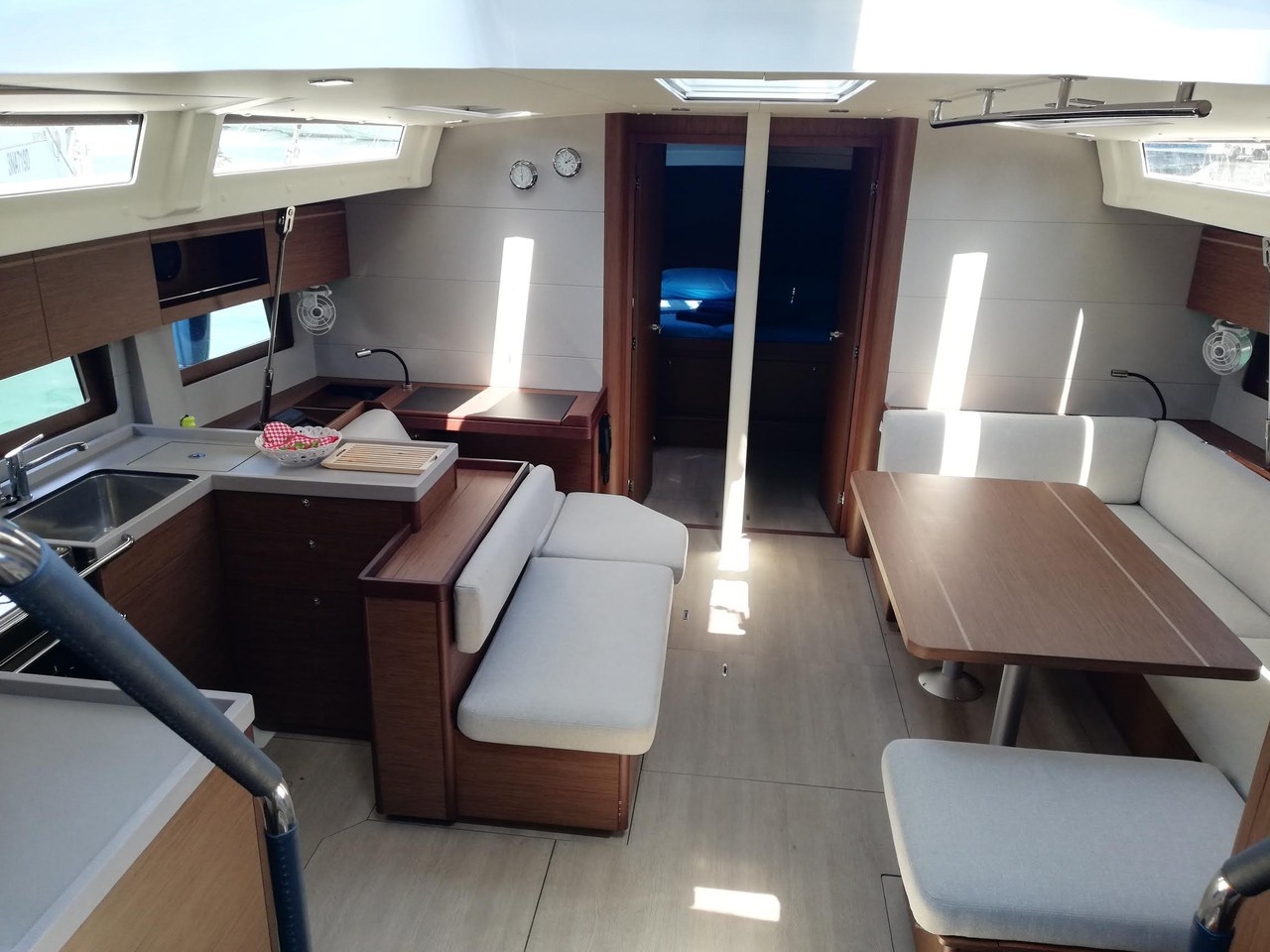 Oceanis 51.1 - 5 + 1 cab. — photo 5