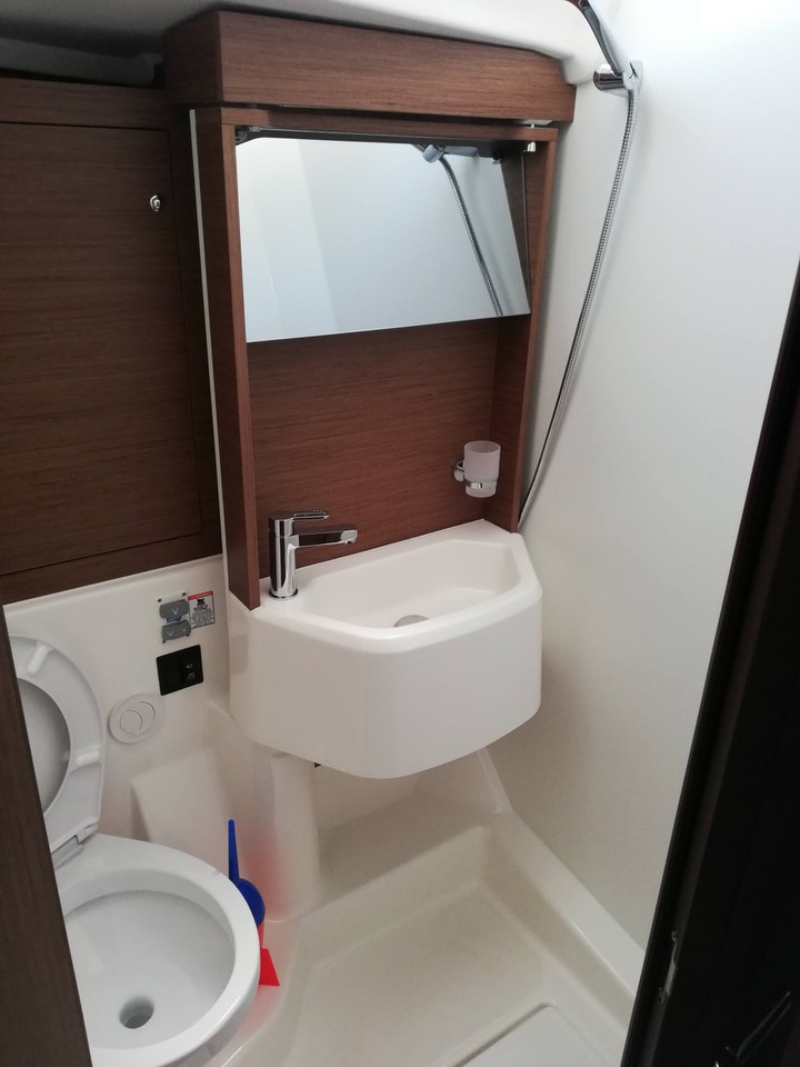 Oceanis 51.1 - 5 + 1 cab. — photo 11