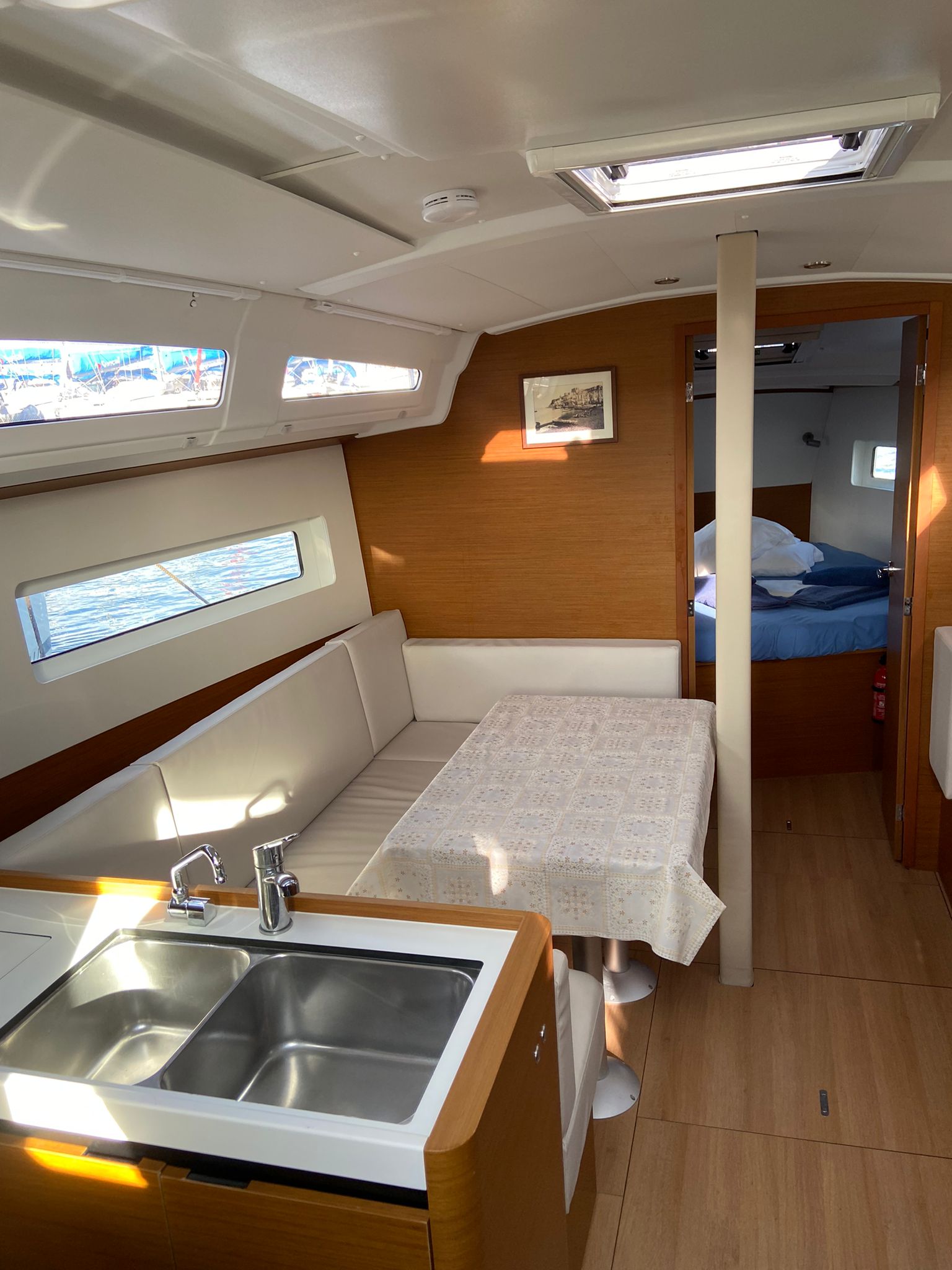Sun Odyssey 380 - 3 cab. — photo 7