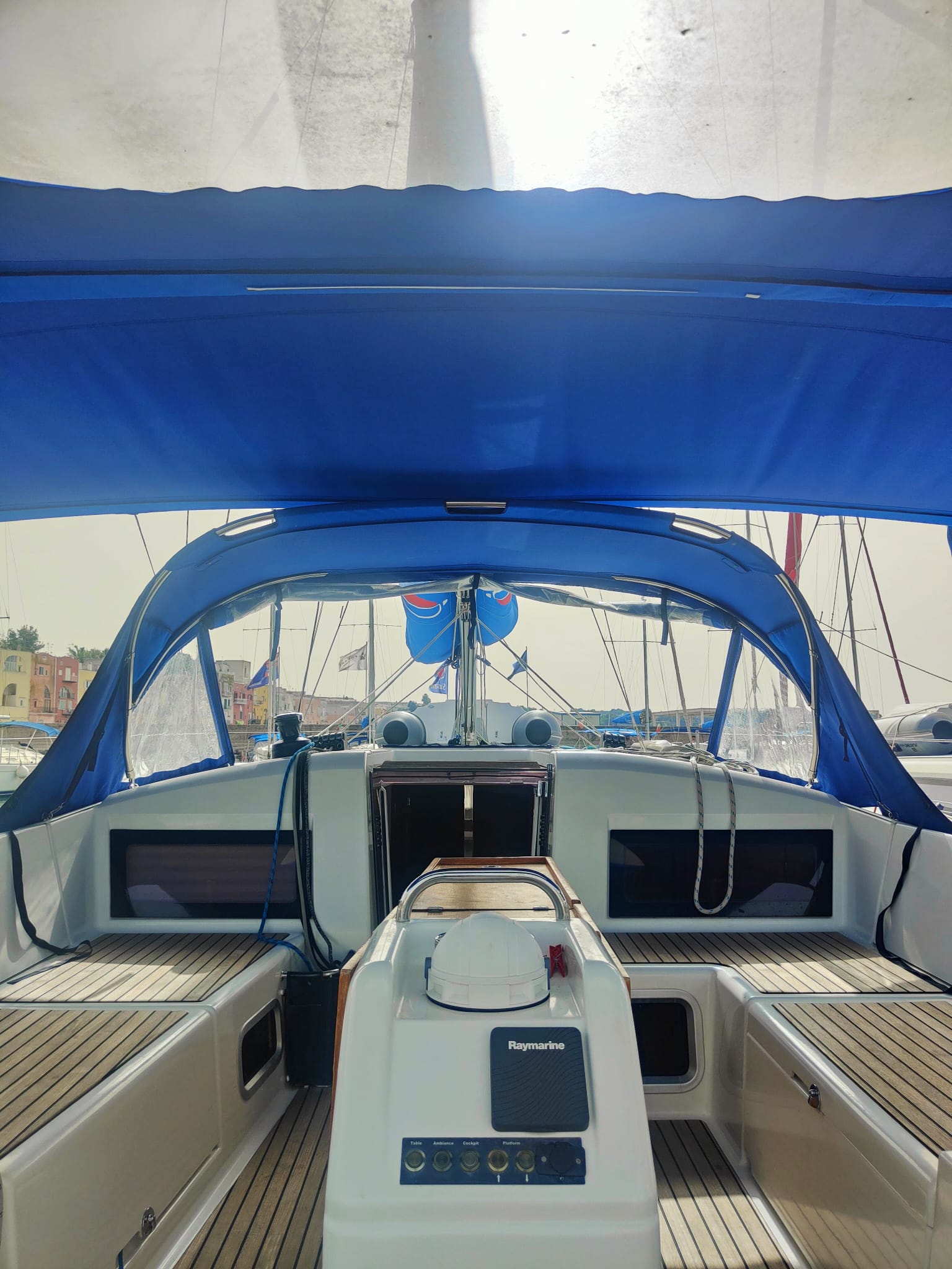 Sun Odyssey 440 - 4 cab. — photo 6