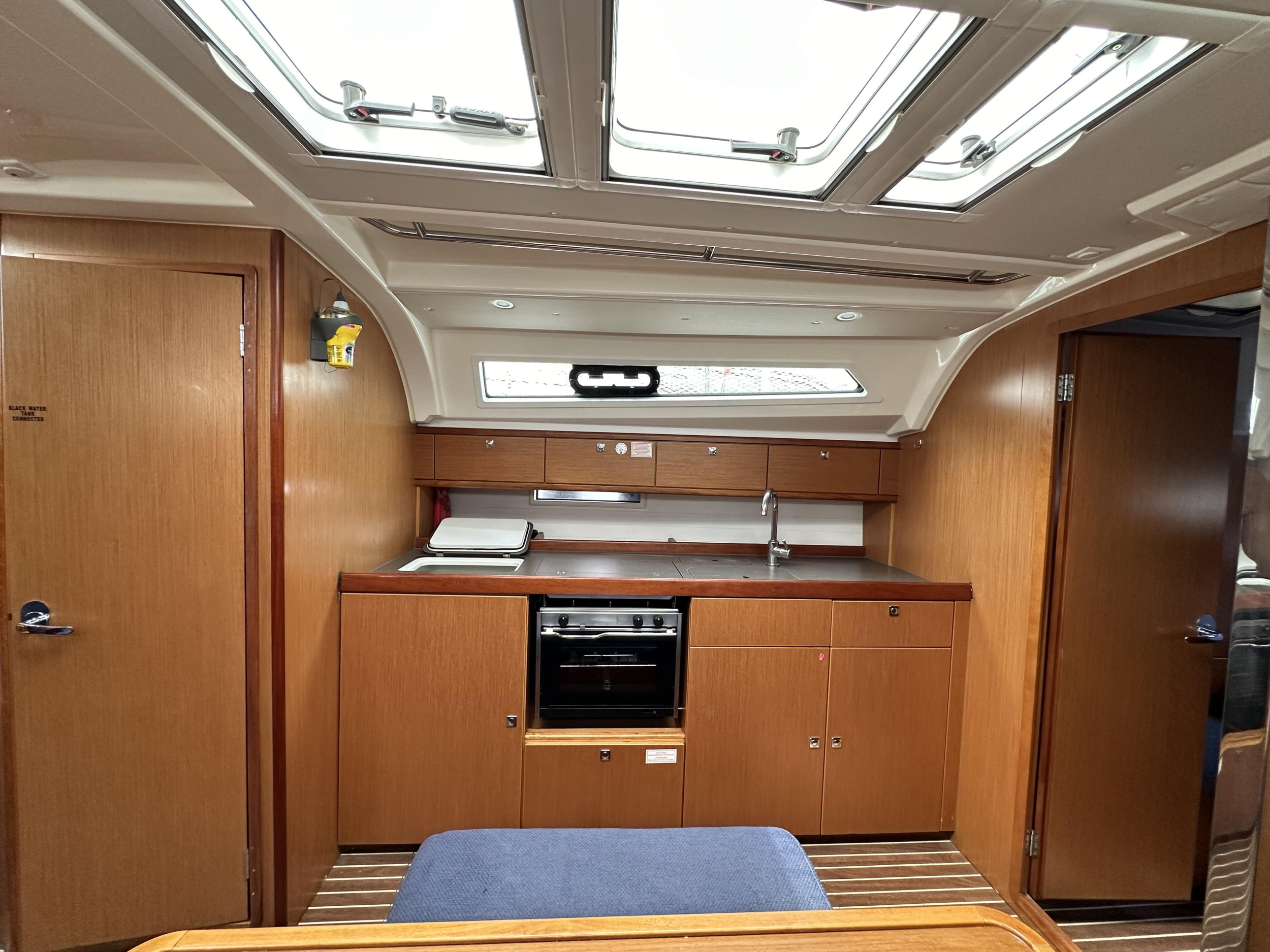 Bavaria Cruiser 41 - 3 cab. — photo 8
