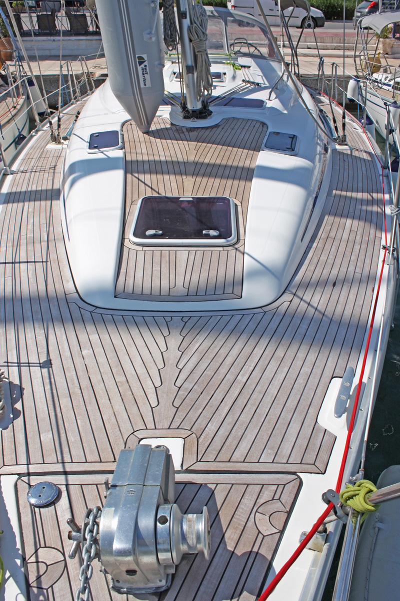 Bavaria 42 Cruiser — photo 11