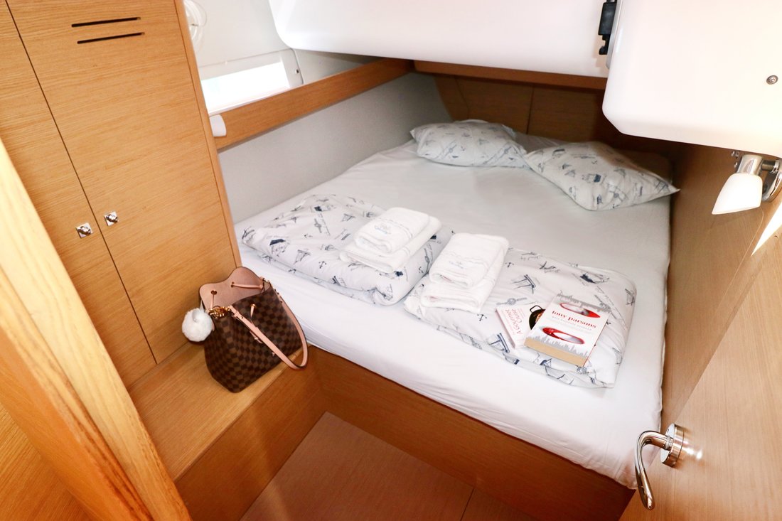 Dufour 460 GL — photo 19