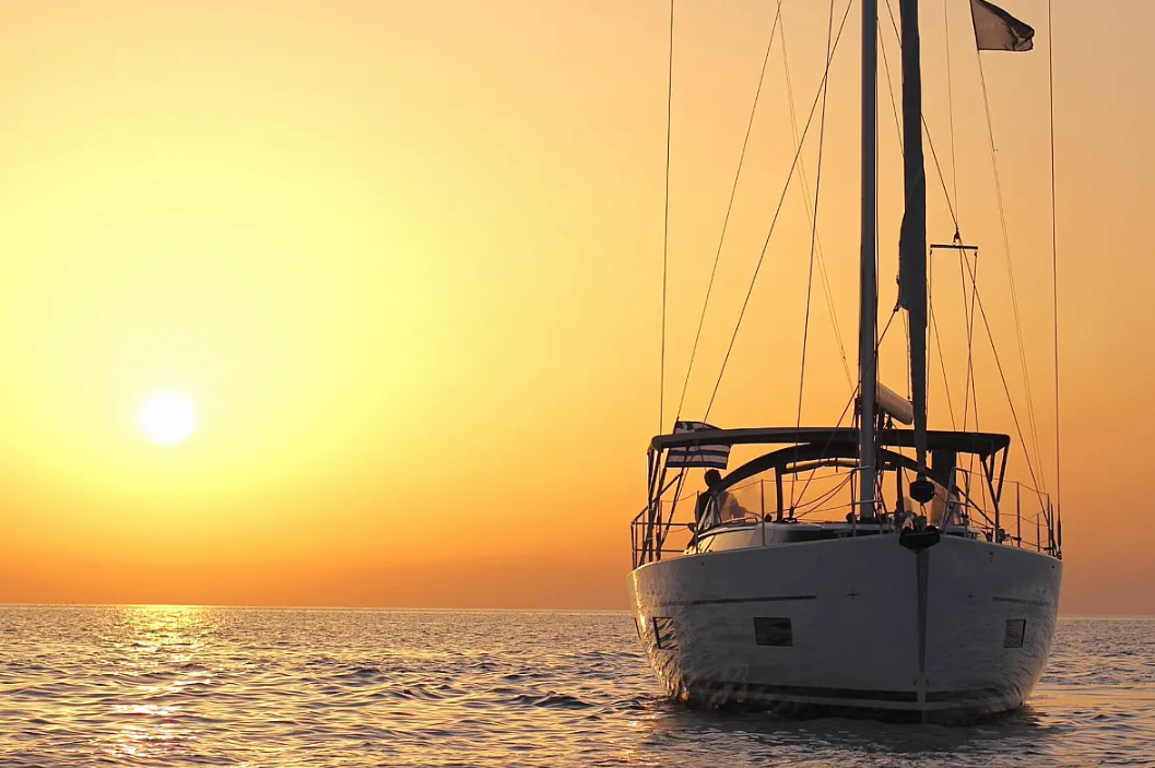Bavaria C45 - 5 cab. — photo 4