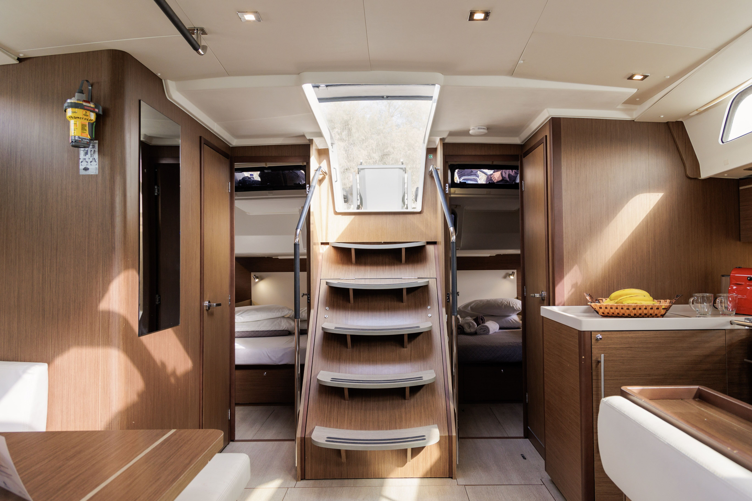 Oceanis 51.1 - 5 + 1 cab. — photo 9