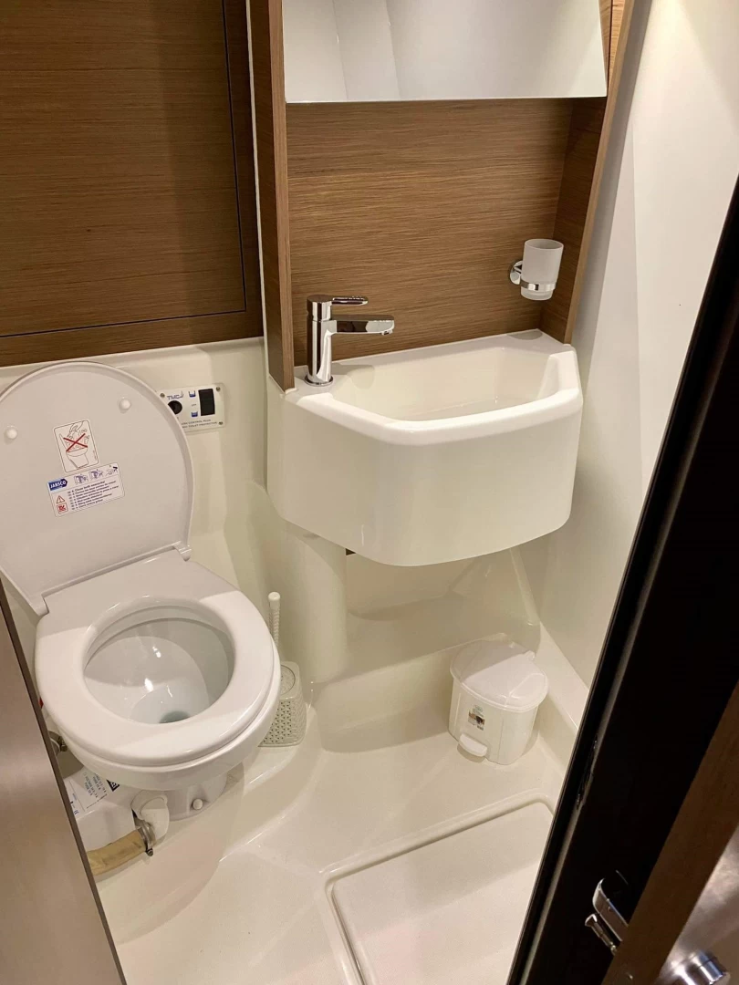 Oceanis 51.1 - 5 + 1 cab. — photo 16
