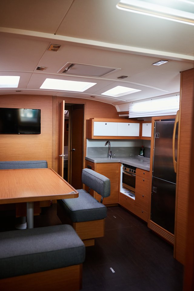 Dufour 470 - 5 + 1 cab. — photo 17