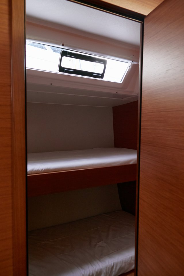 Dufour 470 - 5 + 1 cab. — photo 27