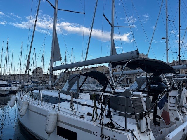 Bavaria C38 — photo 6
