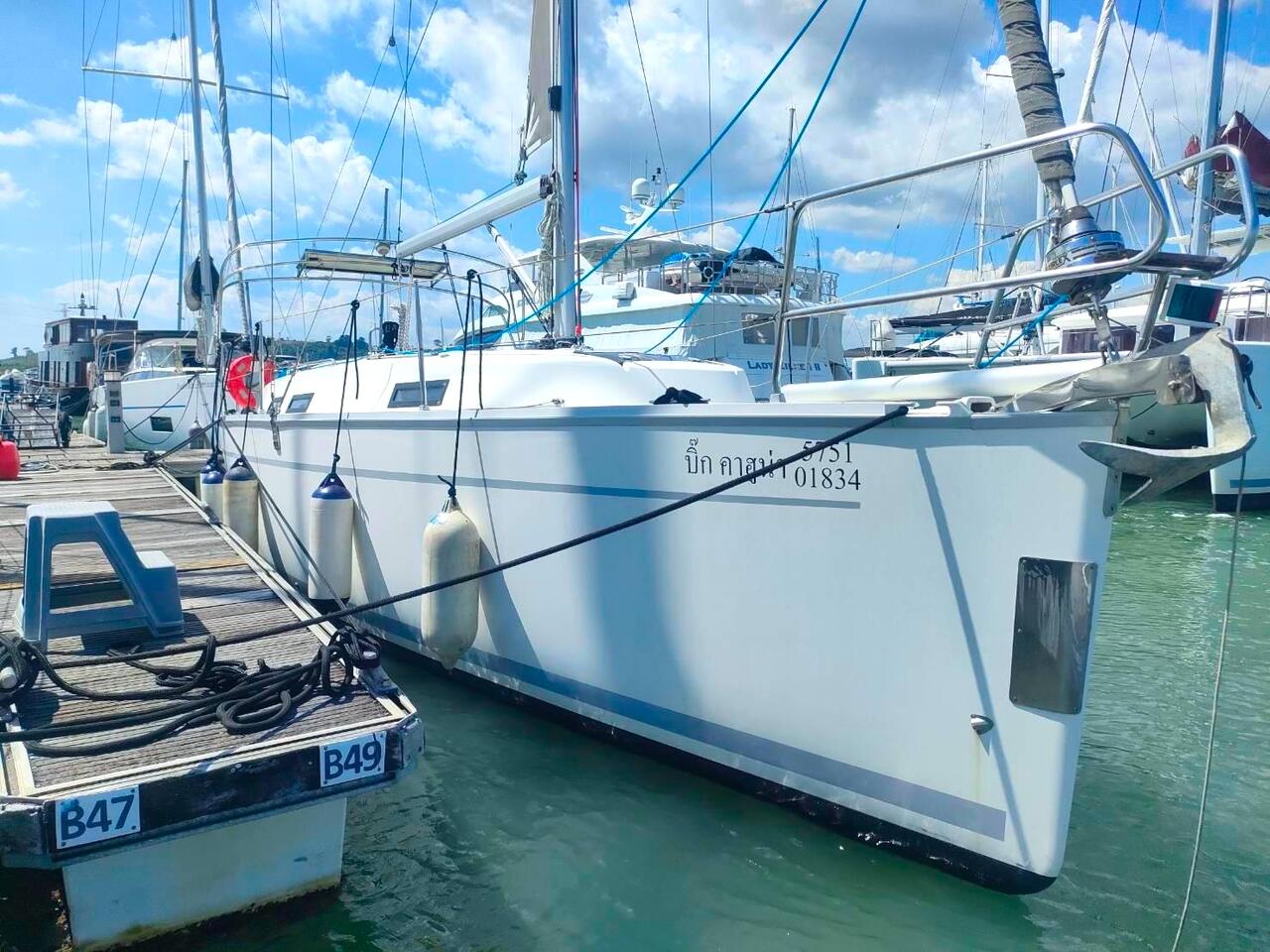 Bavaria Cruiser 32 — photo 3
