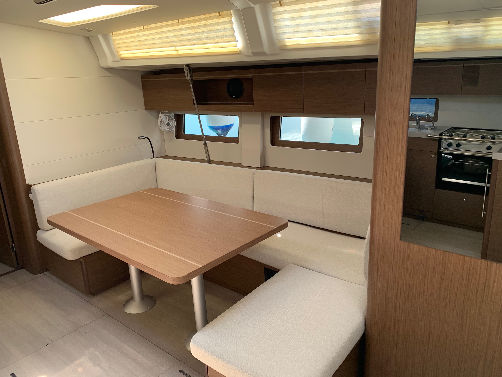 Oceanis 51.1 - 5 + 1 cab. — photo 16
