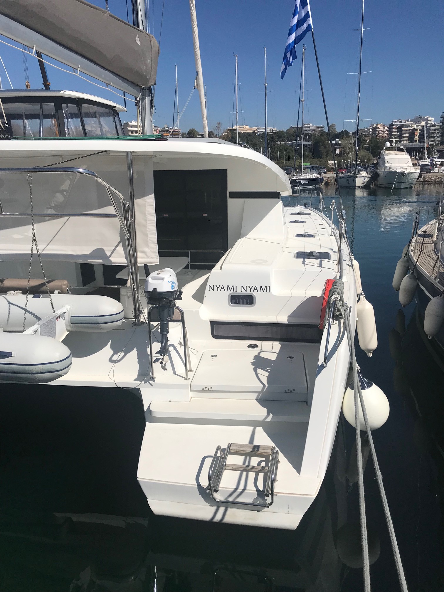 Lagoon 42 - 4 + 2 cab. — photo 4