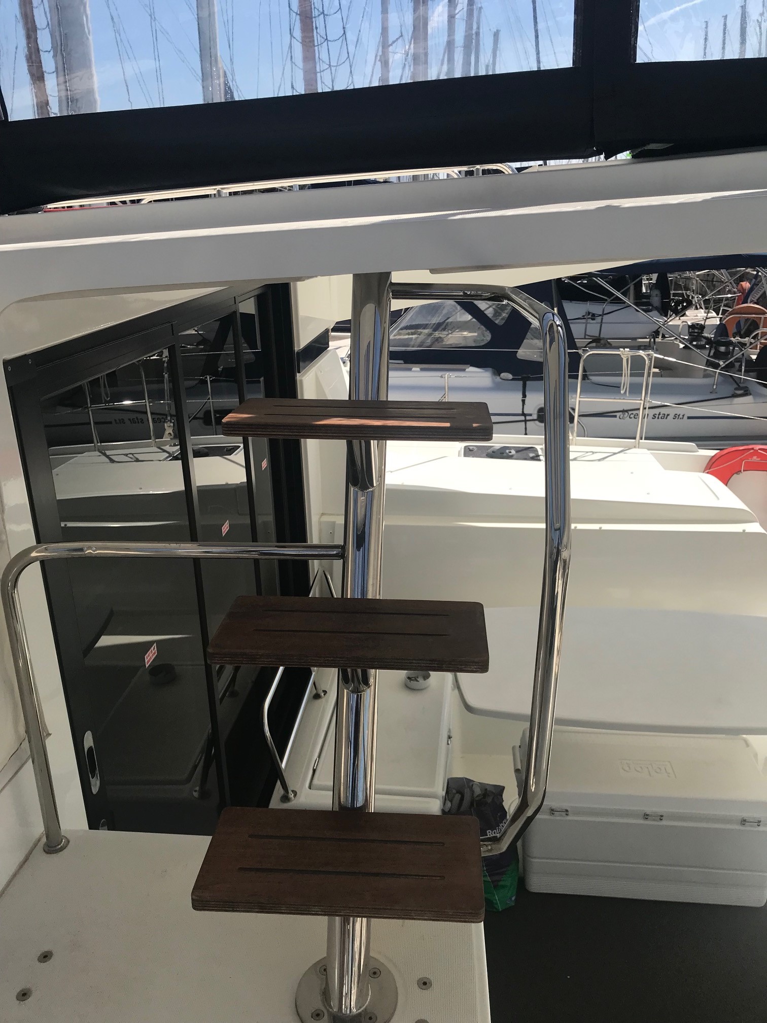 Lagoon 42 - 4 + 2 cab. — photo 12