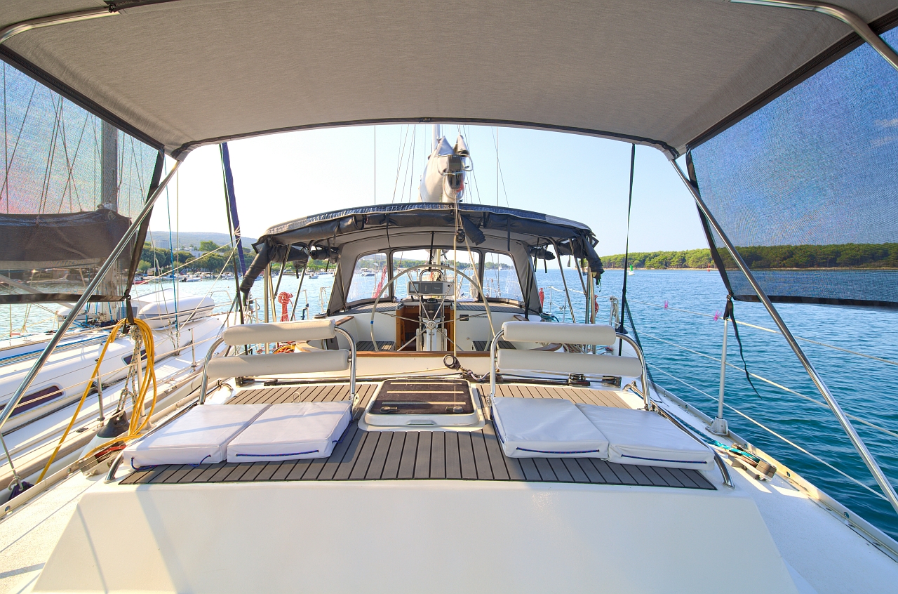 Dolphin 50 — photo 22