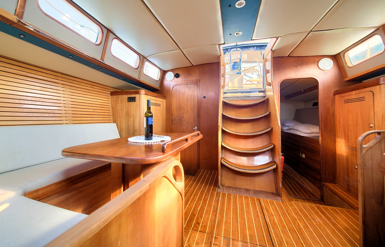 Dolphin 50 — photo 28