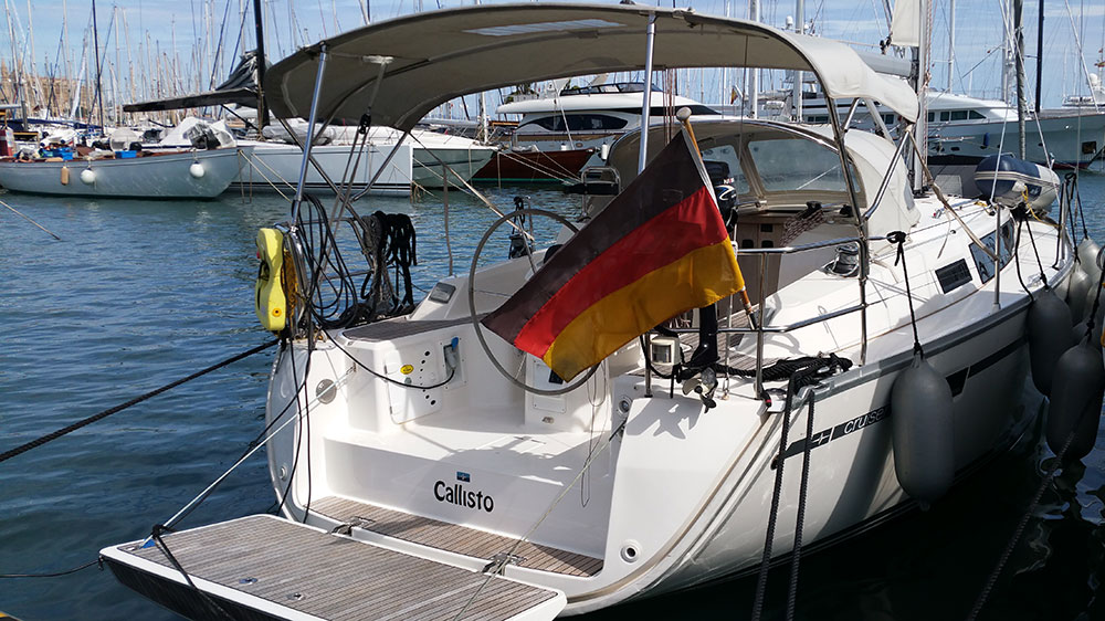 Bavaria Cruiser 33 — photo 1