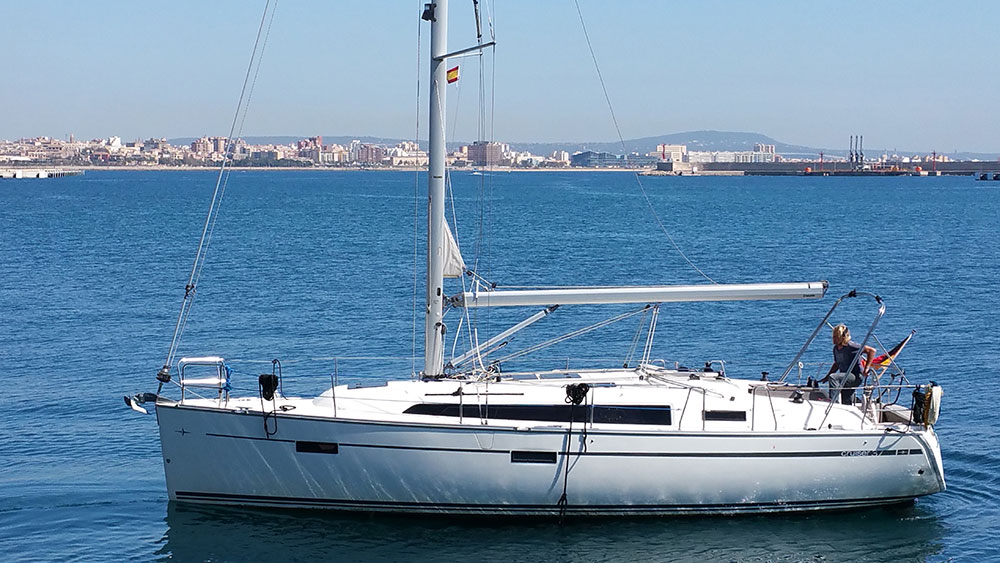 Bavaria Cruiser 37 - 3 cab. — photo 11