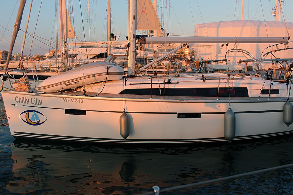 Bavaria Cruiser 37 - 3 cab. — photo 1