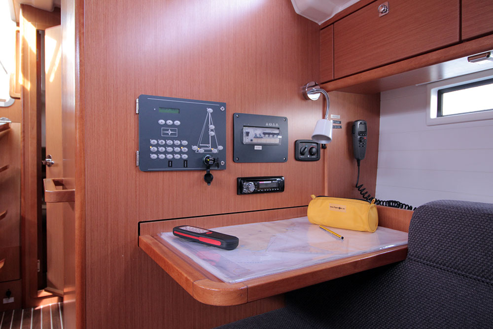 Bavaria Cruiser 37 - 3 cab. — photo 9