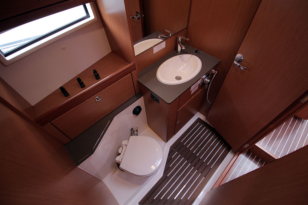 Bavaria Cruiser 56 - 5 + 1 cab. — photo 12