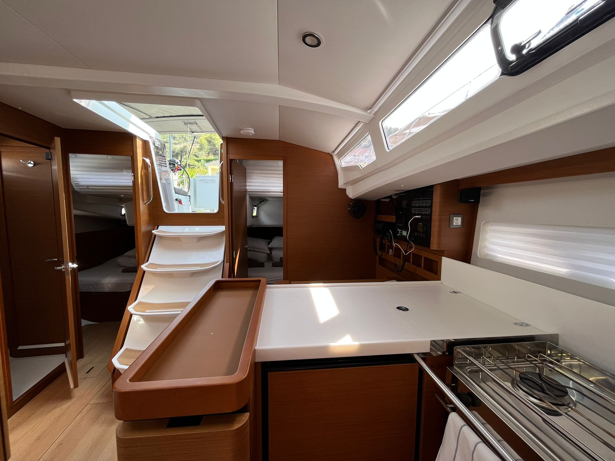 Sun Odyssey 440 - 4 cab. — photo 4