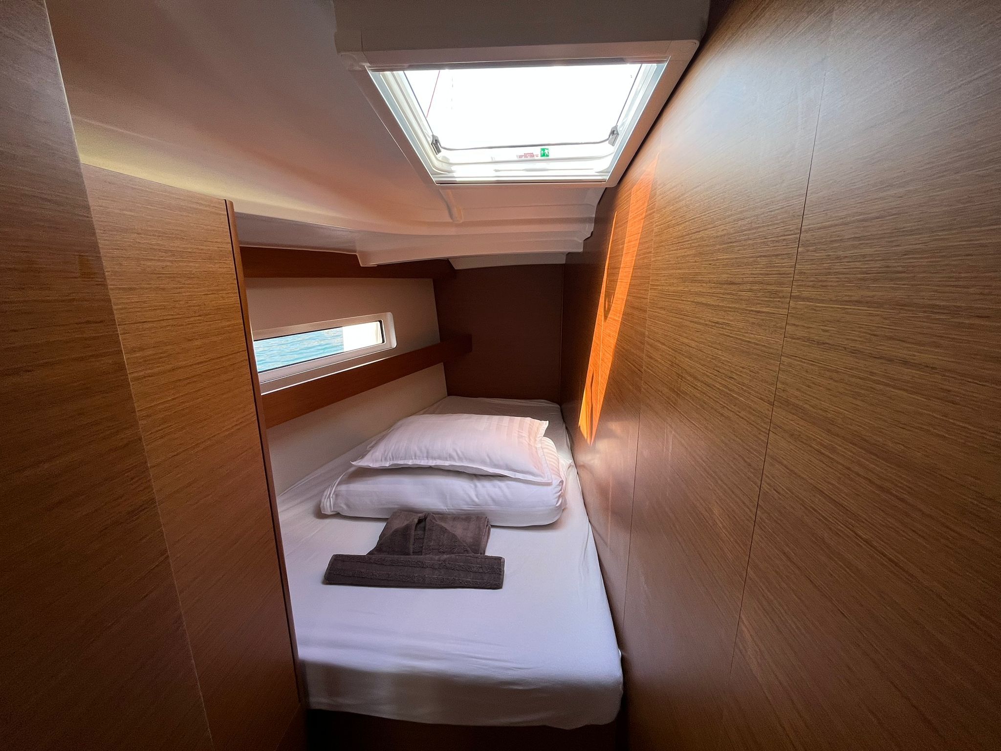Sun Odyssey 440 - 4 cab. — photo 7