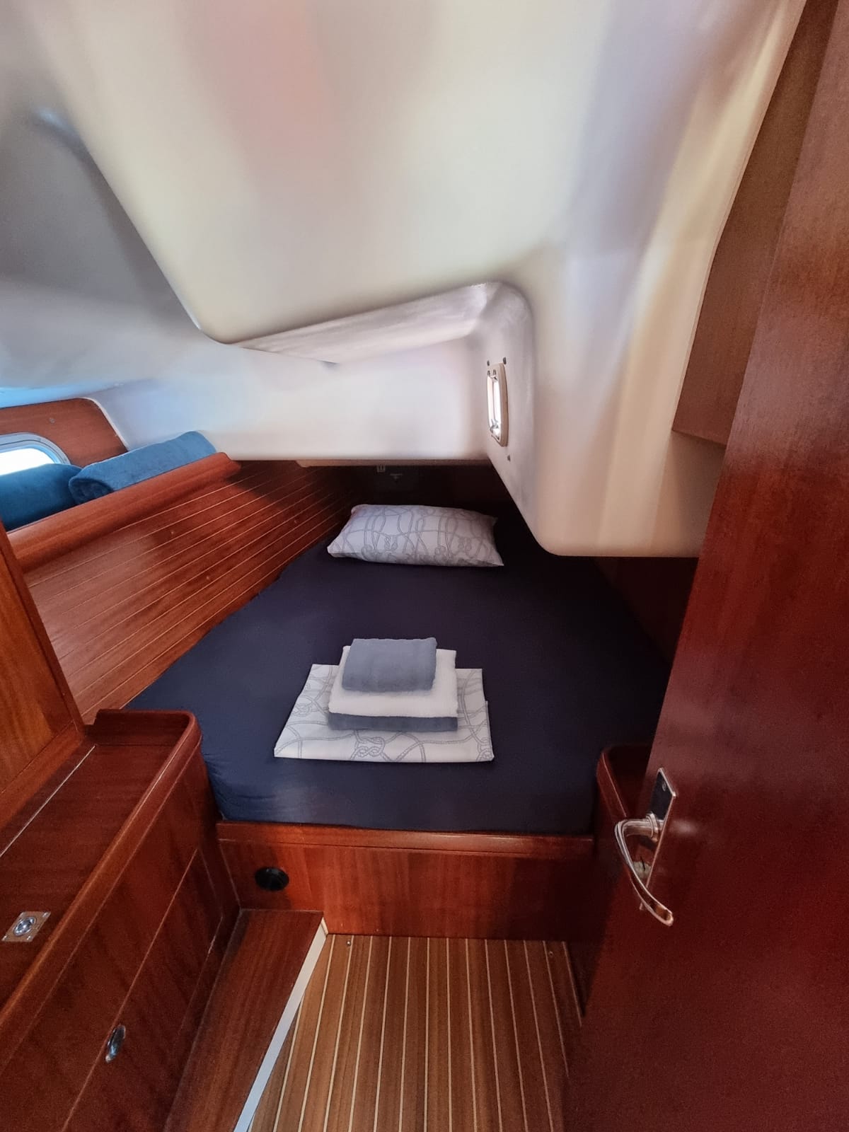 Elan 45 — photo 22