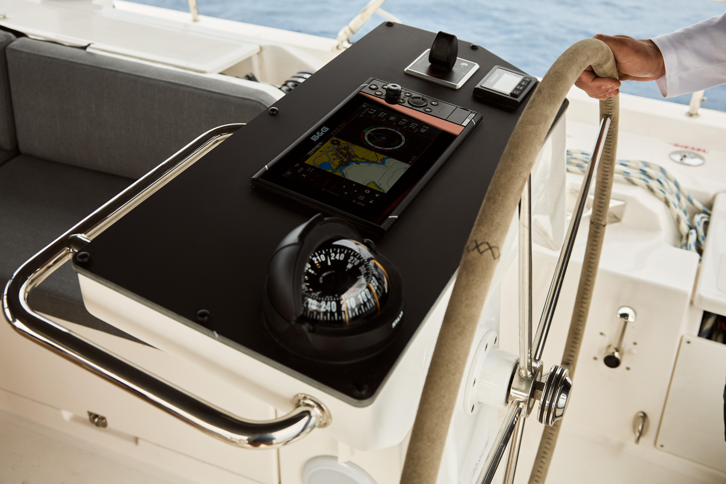 Bavaria C46 - 4 cab. — photo 4