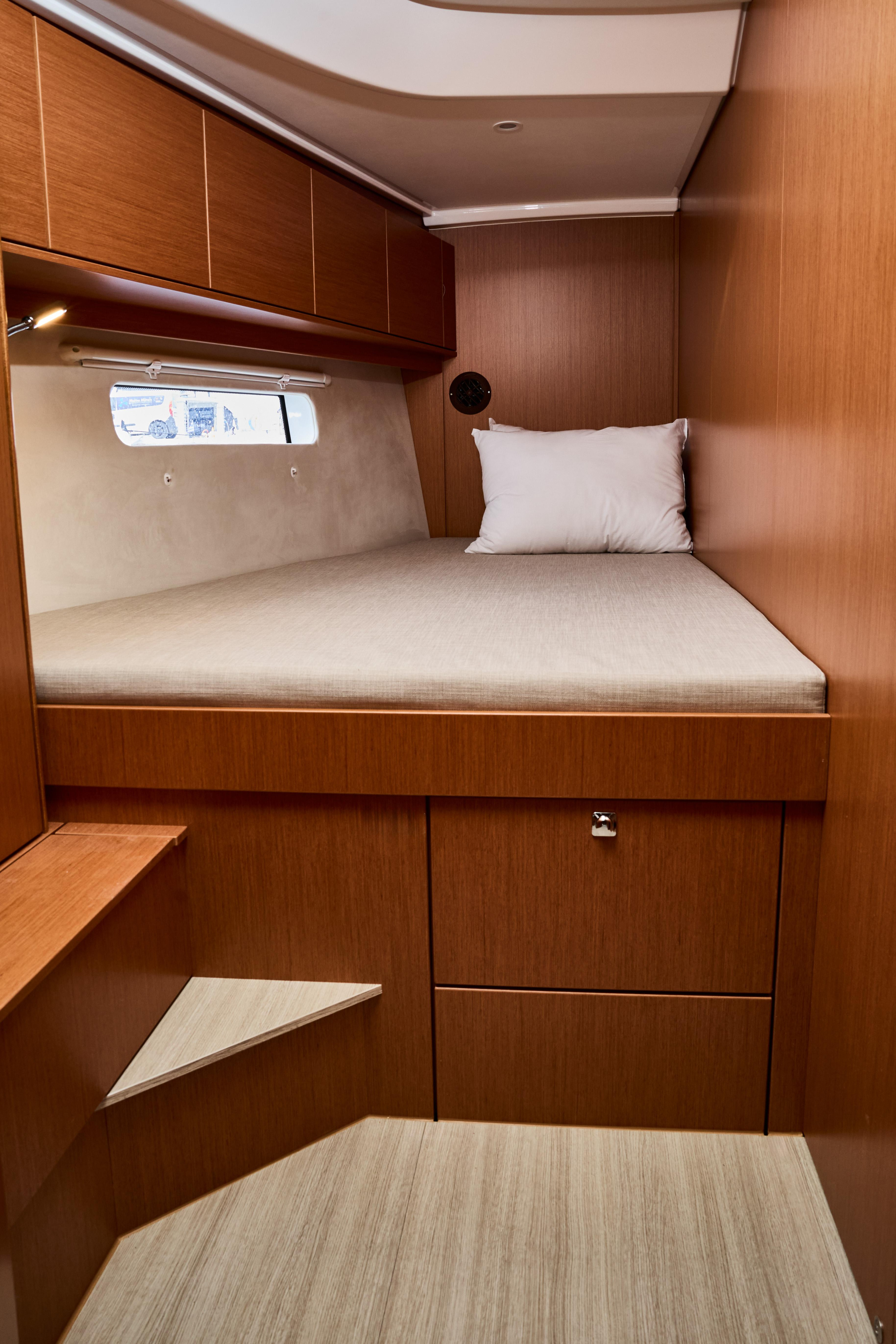 Bavaria C46 - 4 cab. — photo 13