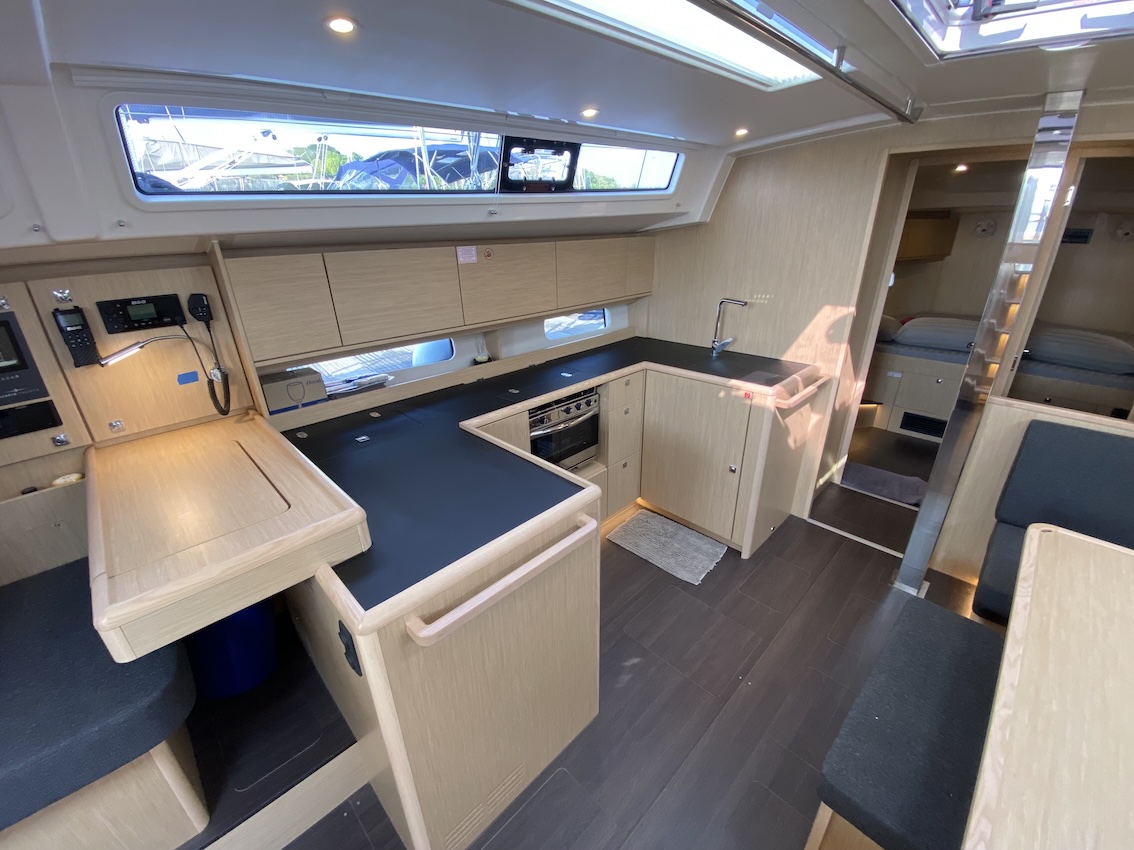Bavaria C46 - 5 cab. — photo 32