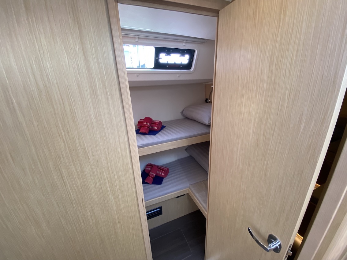 Bavaria C46 - 5 cab. — photo 39